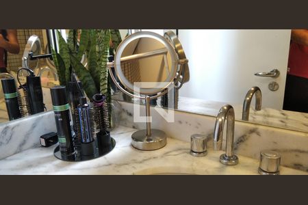 Apartamento à venda com 170m², 3 quartos e 4 vagasBanheiro da Suíte 3