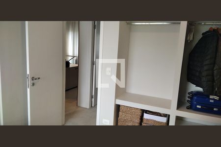 Apartamento à venda com 170m², 3 quartos e 4 vagasSuíte 2
