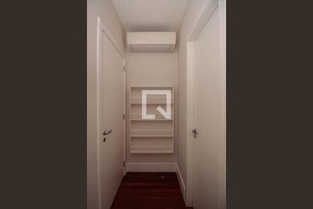 Apartamento à venda com 192m², 3 quartos e 4 vagasSuíte 2