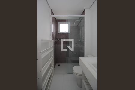 Apartamento à venda com 192m², 3 quartos e 4 vagasBanheiro da Suíte 3