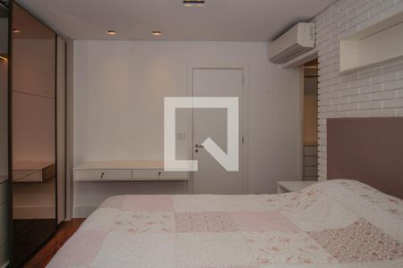 Apartamento à venda com 192m², 3 quartos e 4 vagasSuíte 1