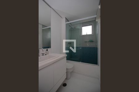 Apartamento à venda com 192m², 3 quartos e 4 vagasBanheiro da Suíte 2