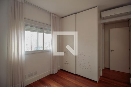 Apartamento à venda com 192m², 3 quartos e 4 vagasSuíte 3
