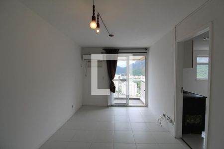 Sala de apartamento à venda com 2 quartos, 130m² em Jacarepaguá, Rio de Janeiro