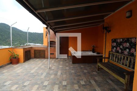 Apartamento à venda com 130m², 2 quartos e 2 vagasTerraço