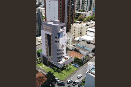 Apartamento à venda com 66m², 2 quartos e 2 vagas Apartamento à venda com 66m², 2 quartos e 2 vagasFachada