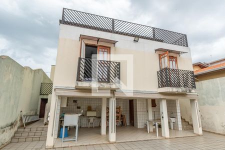 Casa à venda com 269m², 4 quartos e 4 vagasQuintal 