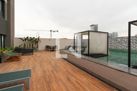 Studio à venda com 25m², 1 quarto e sem vaga Studio à venda com 25m², 1 quarto e sem vagaÁrea comum - Piscina