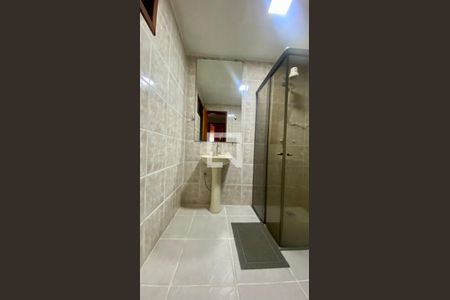 Casa à venda com 490m², 4 quartos e 3 vagasBanheiro Social