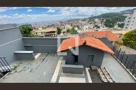 Casa à venda com 490m², 4 quartos e 3 vagasQuintal