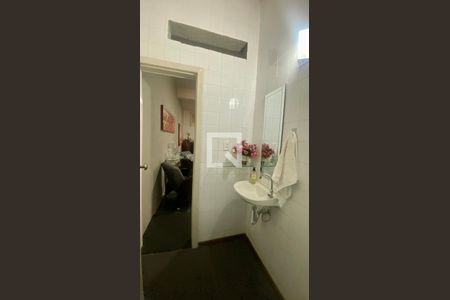 Casa à venda com 490m², 4 quartos e 3 vagasLavabo