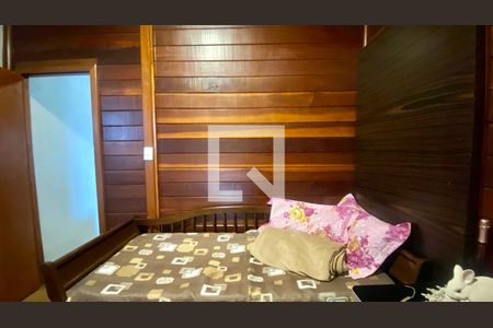 Casa à venda com 490m², 4 quartos e 3 vagasQuarto Suíte 3