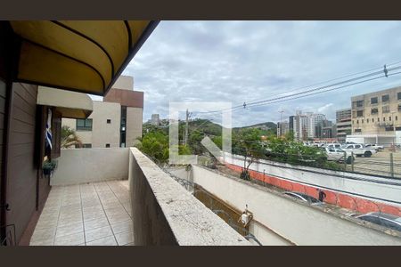 Casa à venda com 490m², 4 quartos e 3 vagasVaranda