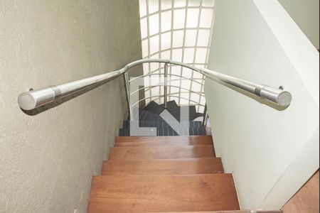 Sala do 2° Piso de casa à venda com 3 quartos, 200m² em Planalto Paulista, São Paulo