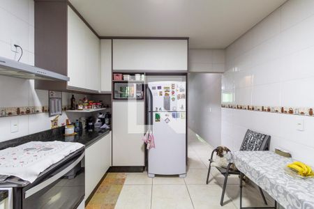 Casa à venda com 150m², 3 quartos e 2 vagas Casa à venda com 150m², 3 quartos e 2 vagasCozinha