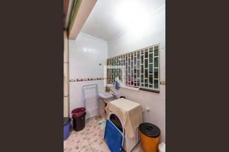 Casa à venda com 150m², 3 quartos e 2 vagas Casa à venda com 150m², 3 quartos e 2 vagasÁrea de Serviço