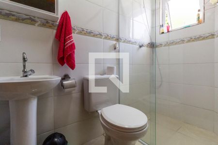 Casa à venda com 150m², 3 quartos e 2 vagas Casa à venda com 150m², 3 quartos e 2 vagasBanheiro Suíte