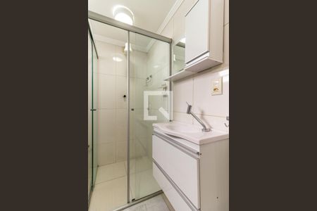 Banheiro de kitnet/studio à venda com 1 quarto, 27m² em Vila Buarque, São Paulo