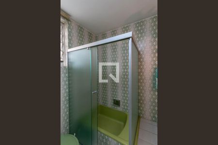 Casa à venda com 360m², 5 quartos e 3 vagas Casa à venda com 360m², 5 quartos e 3 vagasBanheiro Social