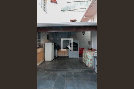 Casa à venda com 360m², 5 quartos e 3 vagas Casa à venda com 360m², 5 quartos e 3 vagasÁrea gourmet