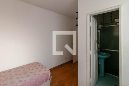 Casa à venda com 360m², 5 quartos e 3 vagas Casa à venda com 360m², 5 quartos e 3 vagasQuarto Suíte