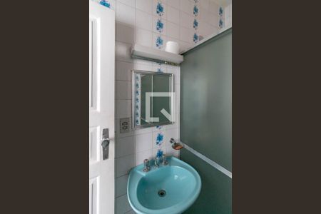 Casa à venda com 360m², 5 quartos e 3 vagas Casa à venda com 360m², 5 quartos e 3 vagasBanheiro da Suíte