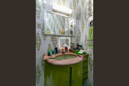 Casa à venda com 360m², 5 quartos e 3 vagas Casa à venda com 360m², 5 quartos e 3 vagasBanheiro da Suíte 2