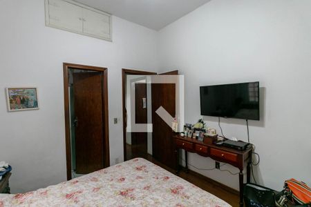 Casa à venda com 360m², 5 quartos e 3 vagas Casa à venda com 360m², 5 quartos e 3 vagasQuarto Suíte 2