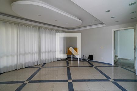 Sala de casa à venda com 5 quartos, 632m² em Camboinhas, Niterói