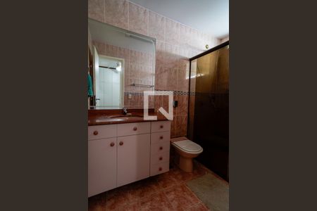 Banheiro da Suíte 1 de casa à venda com 5 quartos, 632m² em Camboinhas, Niterói