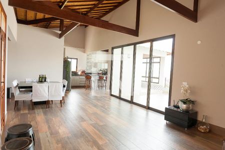 sala de casa de condomínio à venda com 3 quartos, 370m² em Alphaville, Nova Lima