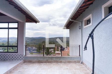 varnada sala de casa de condomínio à venda com 3 quartos, 370m² em Alphaville, Nova Lima