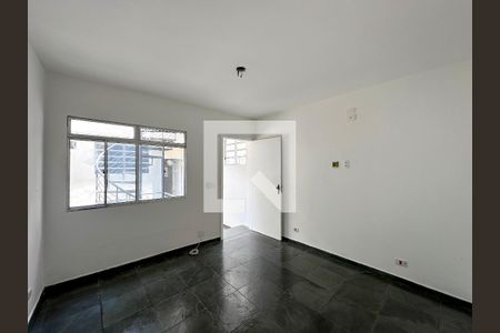 Suíte 1 Fundos de casa para alugar com 4 quartos, 100m² em Cidade Monções, São Paulo