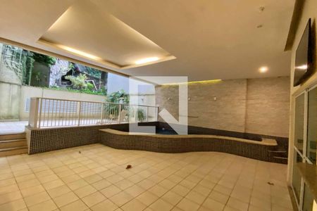 Apartamento à venda com 287m², 4 quartos e 2 vagasÁrea comum - Piscina