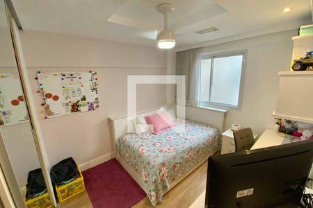 Apartamento à venda com 287m², 4 quartos e 2 vagasQuarto 3 - Suite