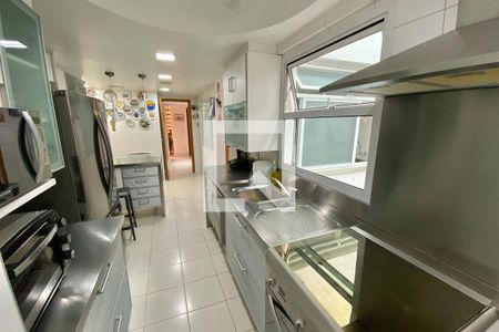 Apartamento à venda com 287m², 4 quartos e 2 vagasCozinha