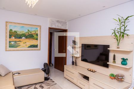 Sala de casa à venda com 3 quartos, 200m² em Vila Rio Branco, São Paulo