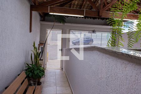 Casa à venda com 200m², 3 quartos e 4 vagas Casa à venda com 200m², 3 quartos e 4 vagasCorredor