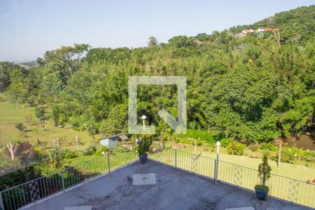 Casa à venda com 329m², 4 quartos e 16 vagas Casa à venda com 329m², 4 quartos e 16 vagasSuíte