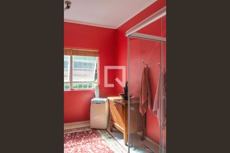 Casa à venda com 329m², 4 quartos e 16 vagas Casa à venda com 329m², 4 quartos e 16 vagasSuíte