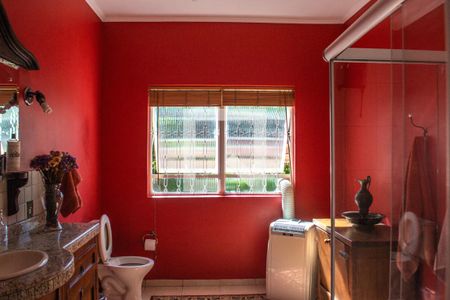 Casa à venda com 329m², 4 quartos e 16 vagas Casa à venda com 329m², 4 quartos e 16 vagasSuíte