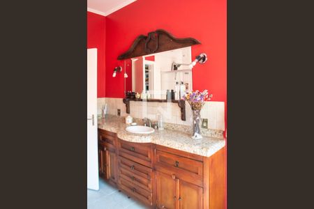 Casa à venda com 329m², 4 quartos e 16 vagas Casa à venda com 329m², 4 quartos e 16 vagasSuíte