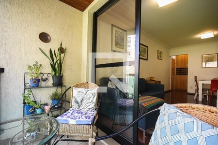 Apartamento à venda com 60m², 2 quartos e 2 vagasVaranda