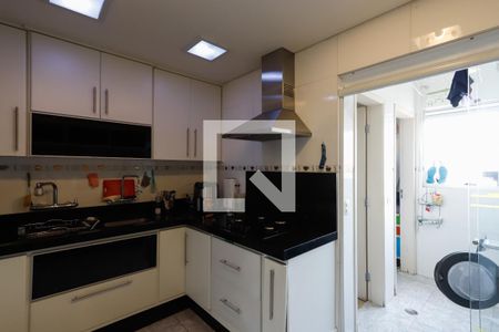 Apartamento à venda com 107m², 2 quartos e 2 vagas Apartamento à venda com 107m², 2 quartos e 2 vagasCozinha e Área de Serviço