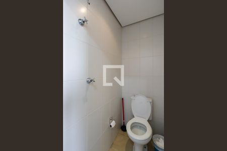 Apartamento à venda com 107m², 2 quartos e 2 vagas Apartamento à venda com 107m², 2 quartos e 2 vagasCozinha e Área de Serviço