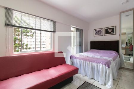 Quarto / Sala de kitnet/studio para alugar com 1 quarto, 35m² em Rebouças, Curitiba