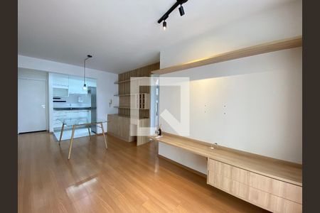 Sala de apartamento para alugar com 2 quartos, 58m² em Vila Mazzei, São Paulo