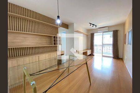 Sala de apartamento para alugar com 2 quartos, 58m² em Vila Mazzei, São Paulo