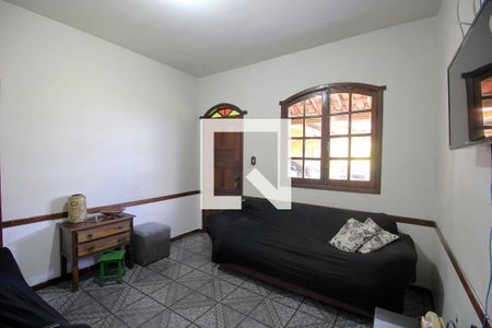 Sala de casa à venda com 5 quartos, 260m² em Paraíso, Belo Horizonte