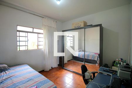 Quarto 1 de casa à venda com 5 quartos, 260m² em Paraíso, Belo Horizonte